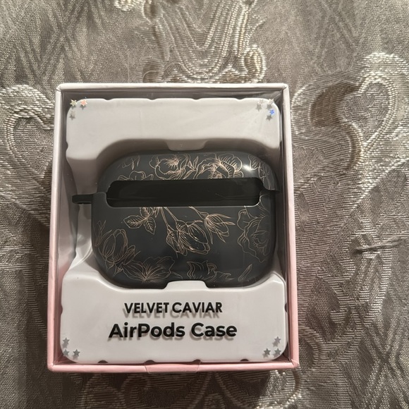 iPhone 12 Max Pro Velvet Caviar Case - Picture 4 of 6